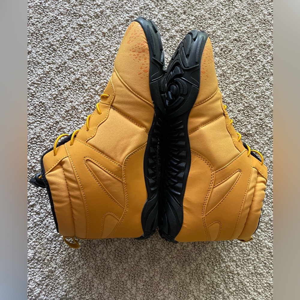 Nature Contact hiking boots. Size 41 (10US). Vegan. NWT Lightweight/lug soles. - Picture 7 of 12